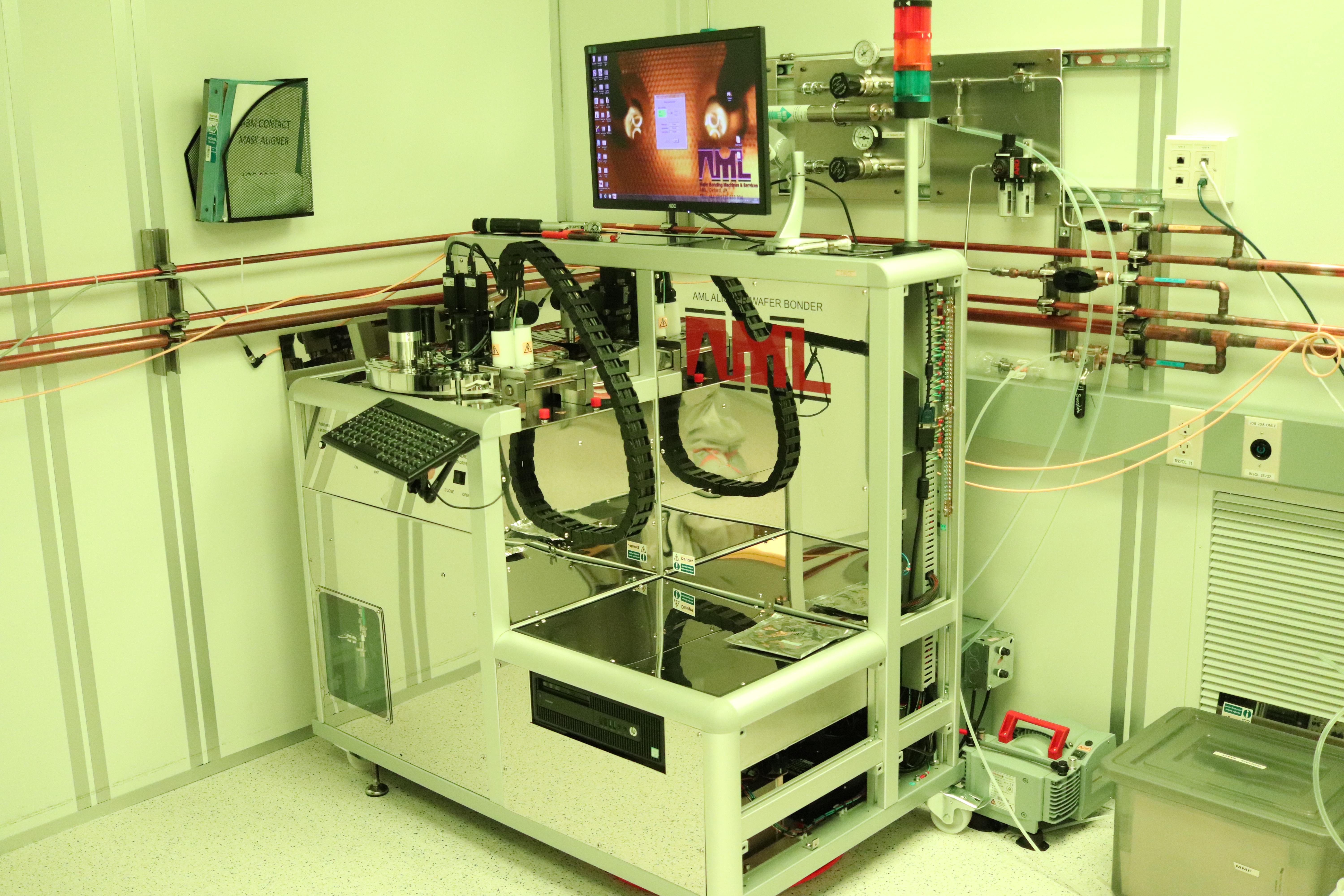 Image of the AML Wafer Bonder